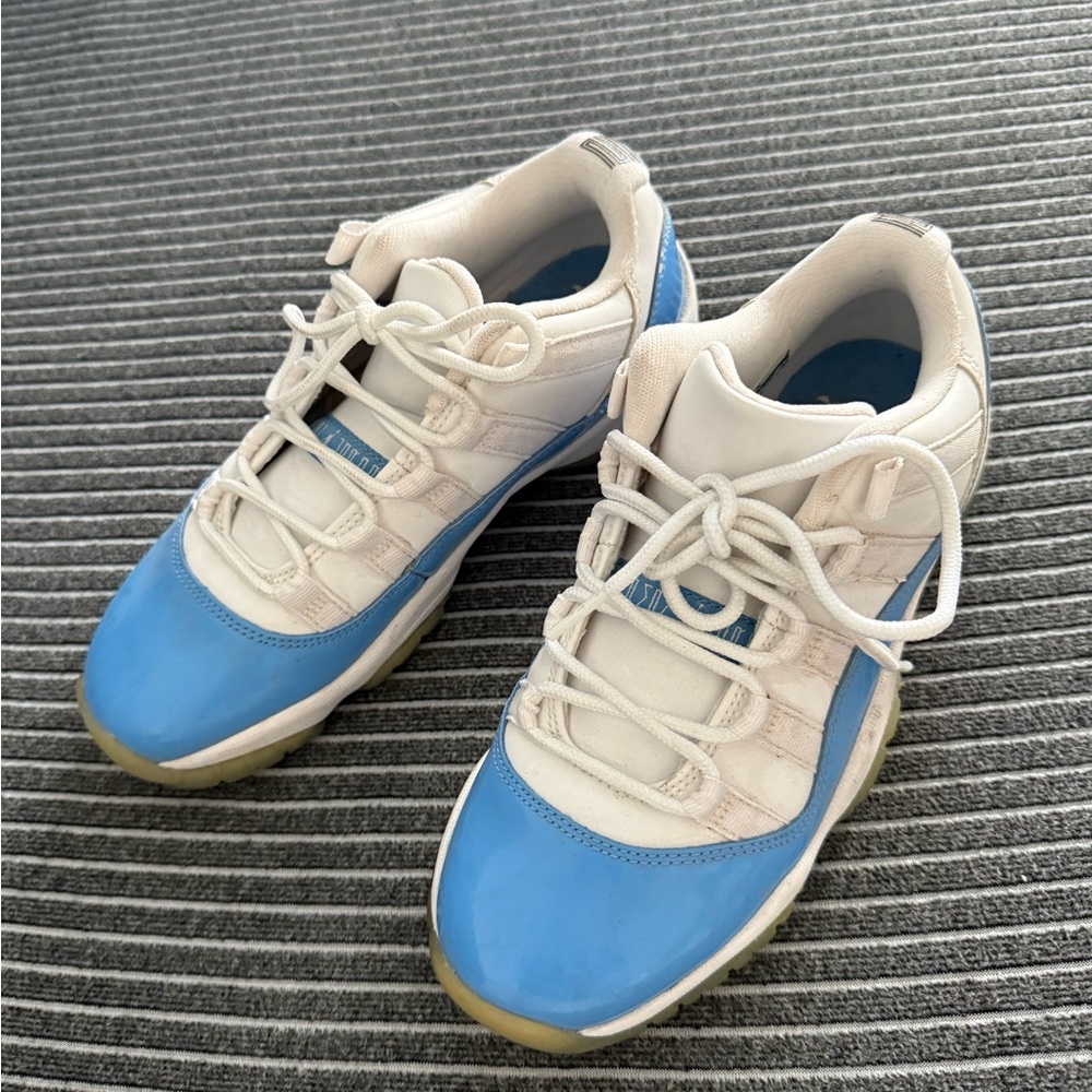 Nike Air Jordan 11 Low White Blue Sneakers